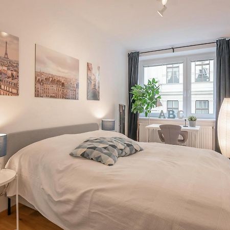 Modern City Center Apartment Wien Exteriör bild